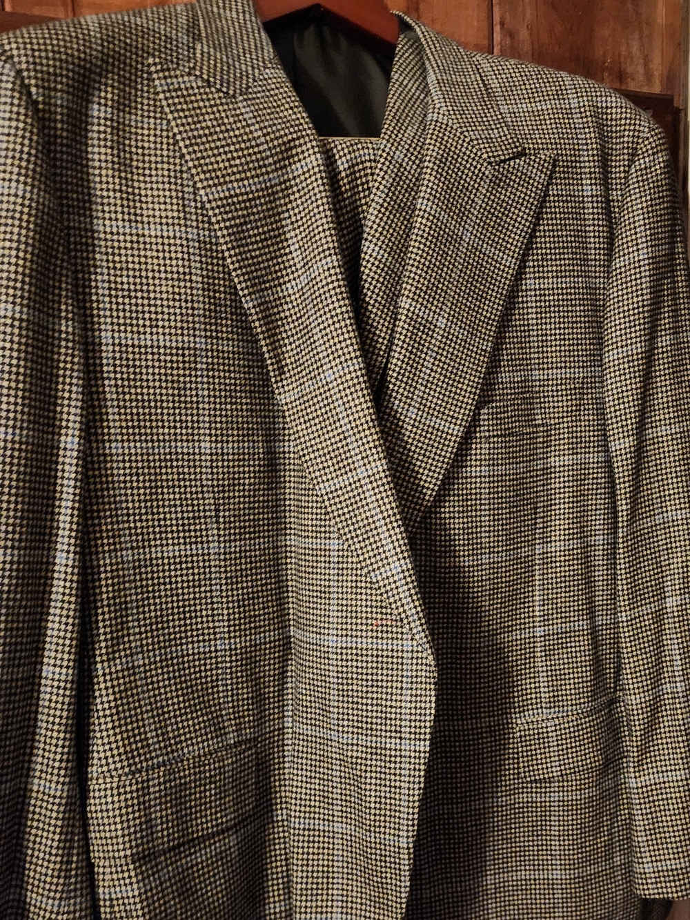 Paul Stuart Custom Made Three Piece Suit .....never Worn
